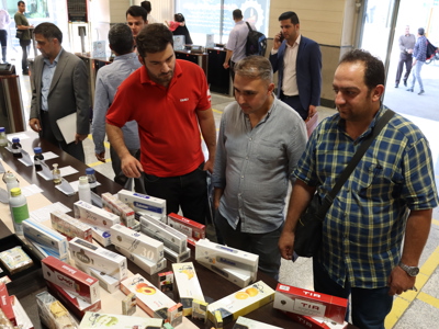 برپایی نمایشگاه دستاوردهای شرکت دخانیات ایران به مناسبت هفته دولت 
