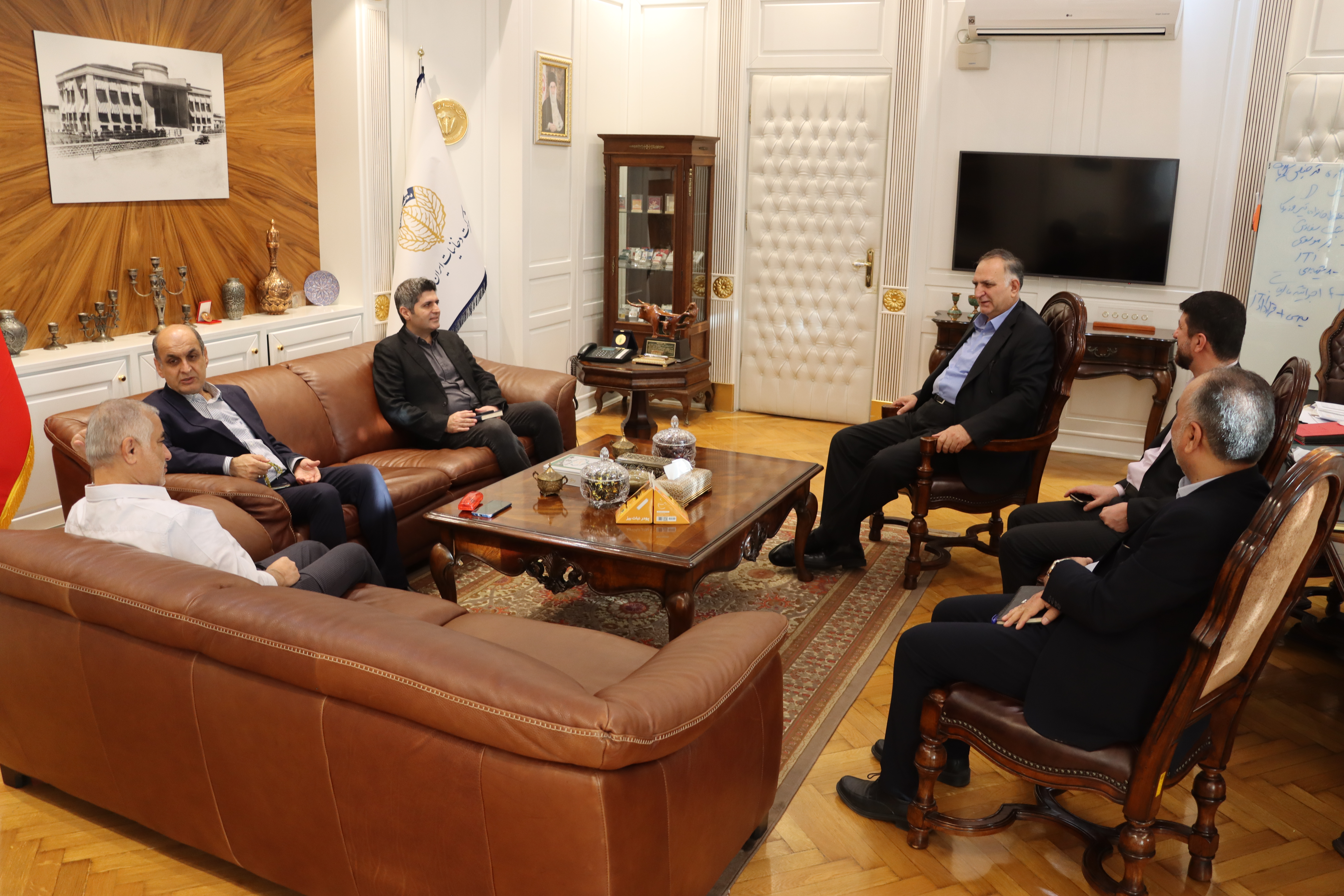 توسعه همکاری‌ها و بهره‌گیری از ظرفیت‌های متقابل