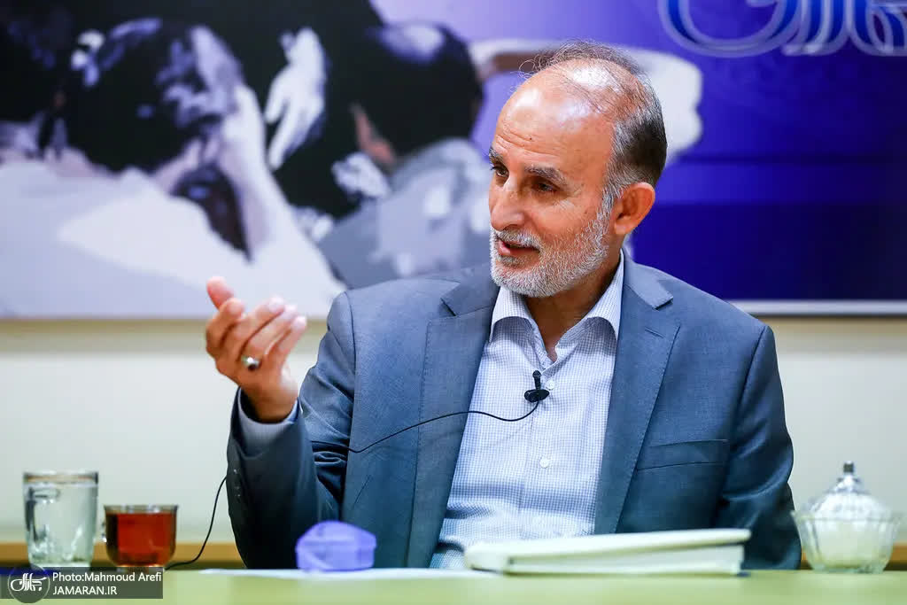 تصمیم دولت احمدی نژاد درباره شرکت دخانیات ایران اشتباه بود