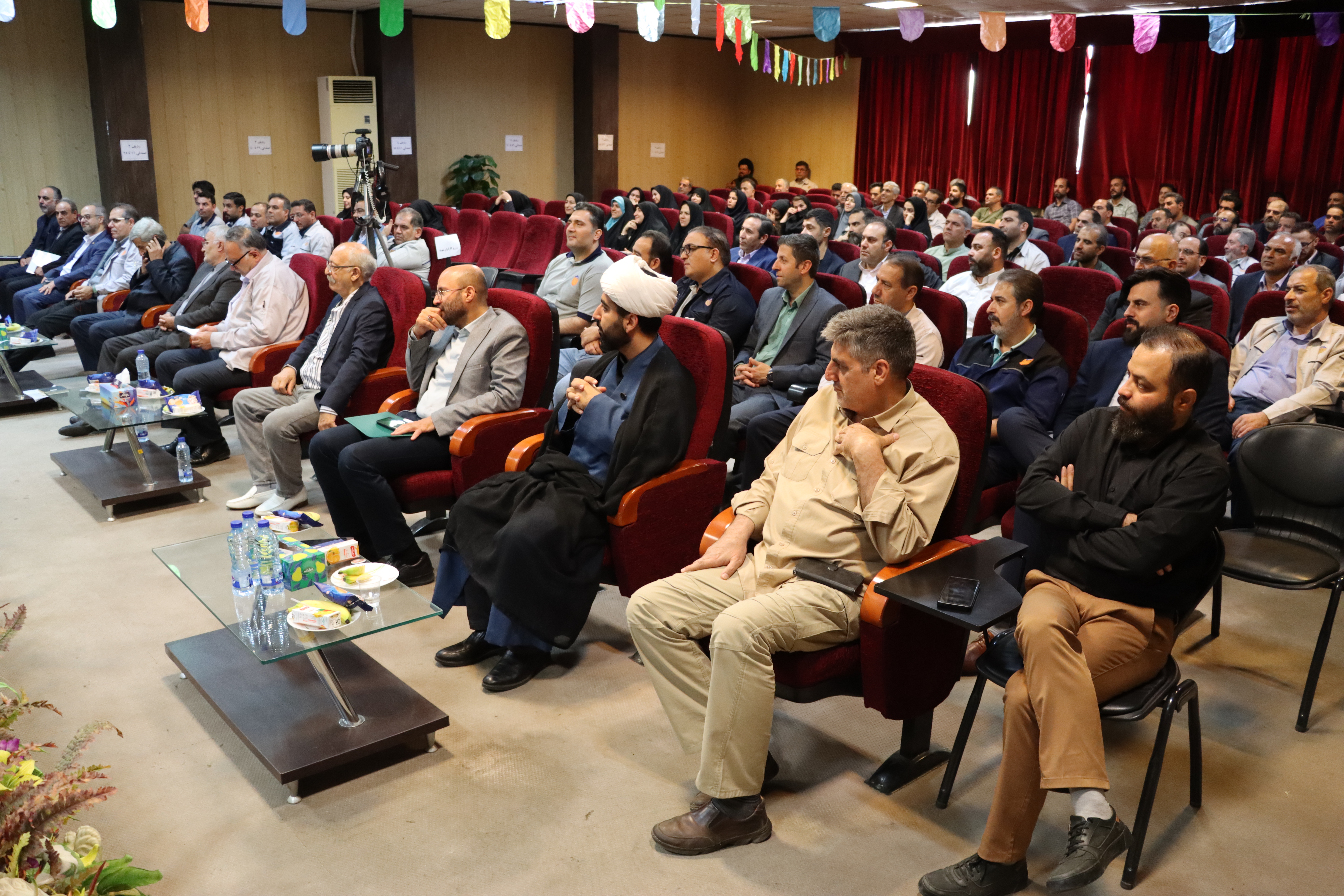  بزرگداشت عید غدیر خم و تقدیر از کارگران نمونه استان تهران