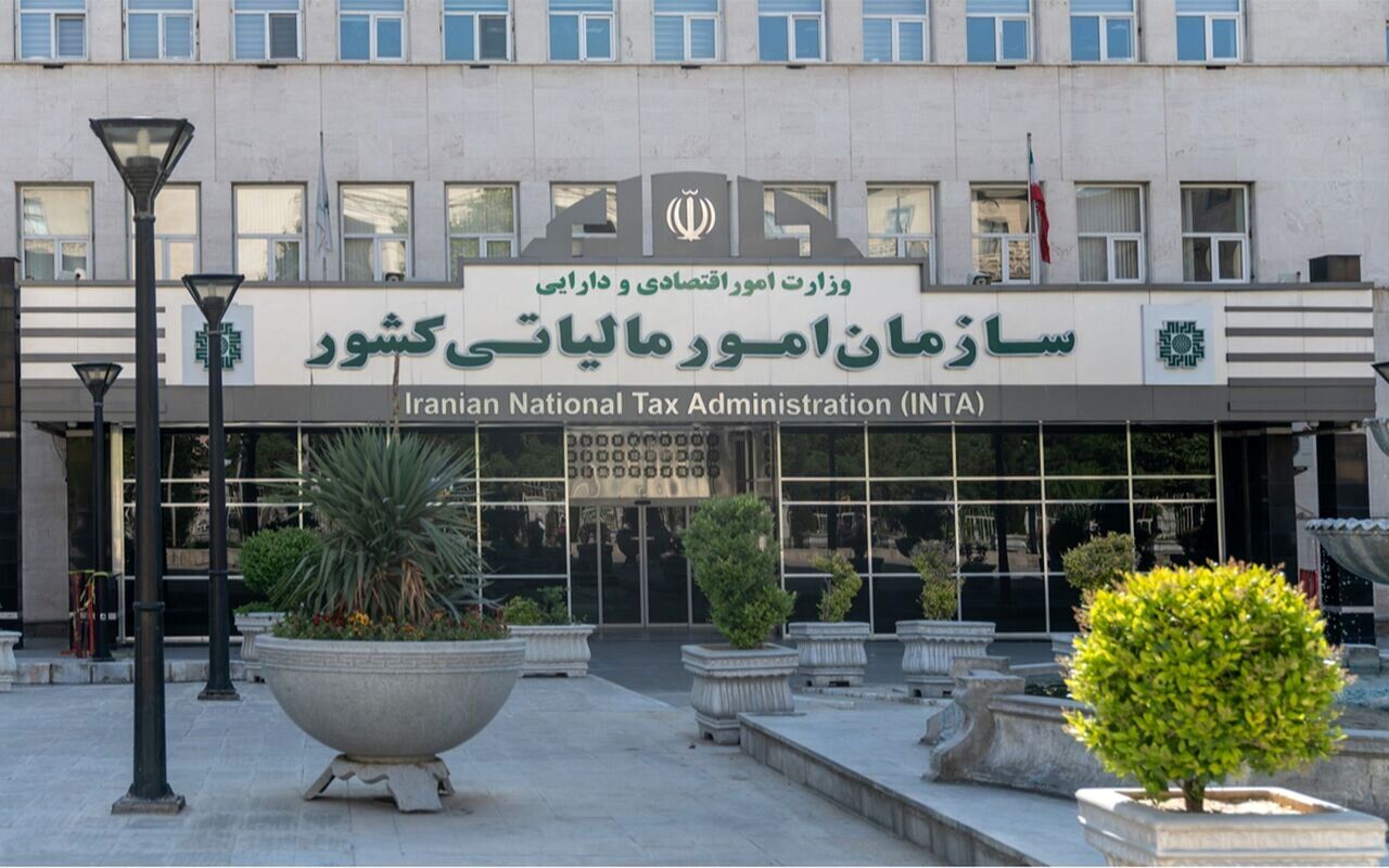 اصلاح بخشنامه مالیاتی واردات توتون خام و فرآوری‌شده پس از پیگیری مرکز بهبود کسب‌وکار